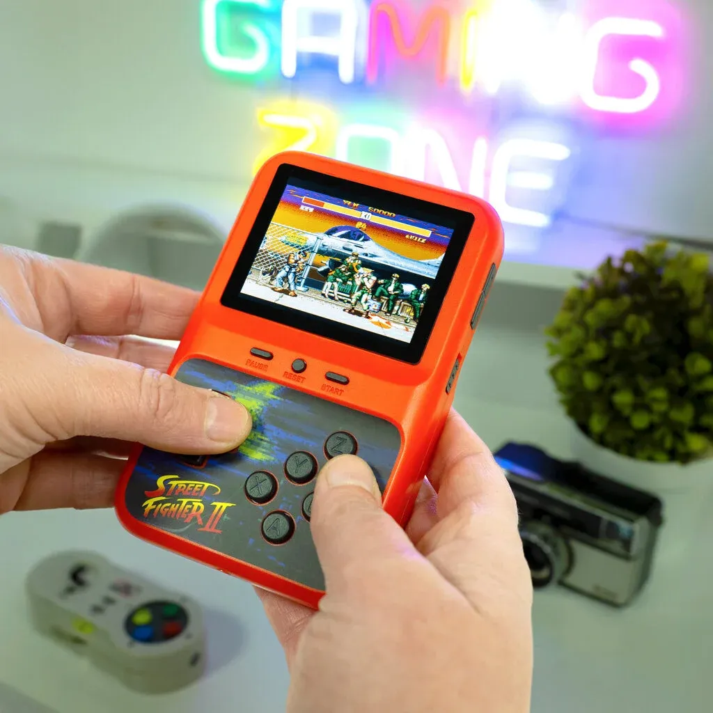 street-fighter-street-fighter-ii-retro-gaming-hand.webp